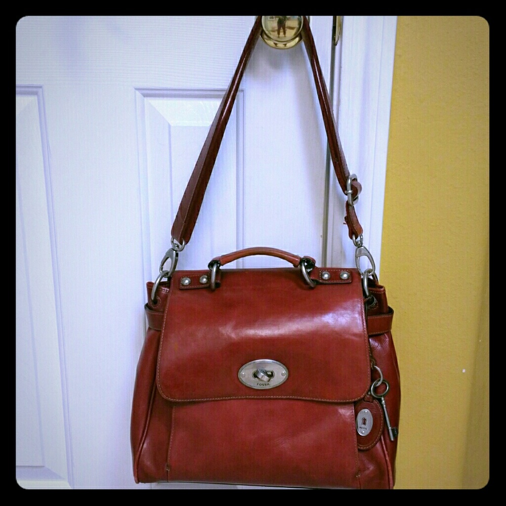 PRE-OWNED RED FOSSIL BAG